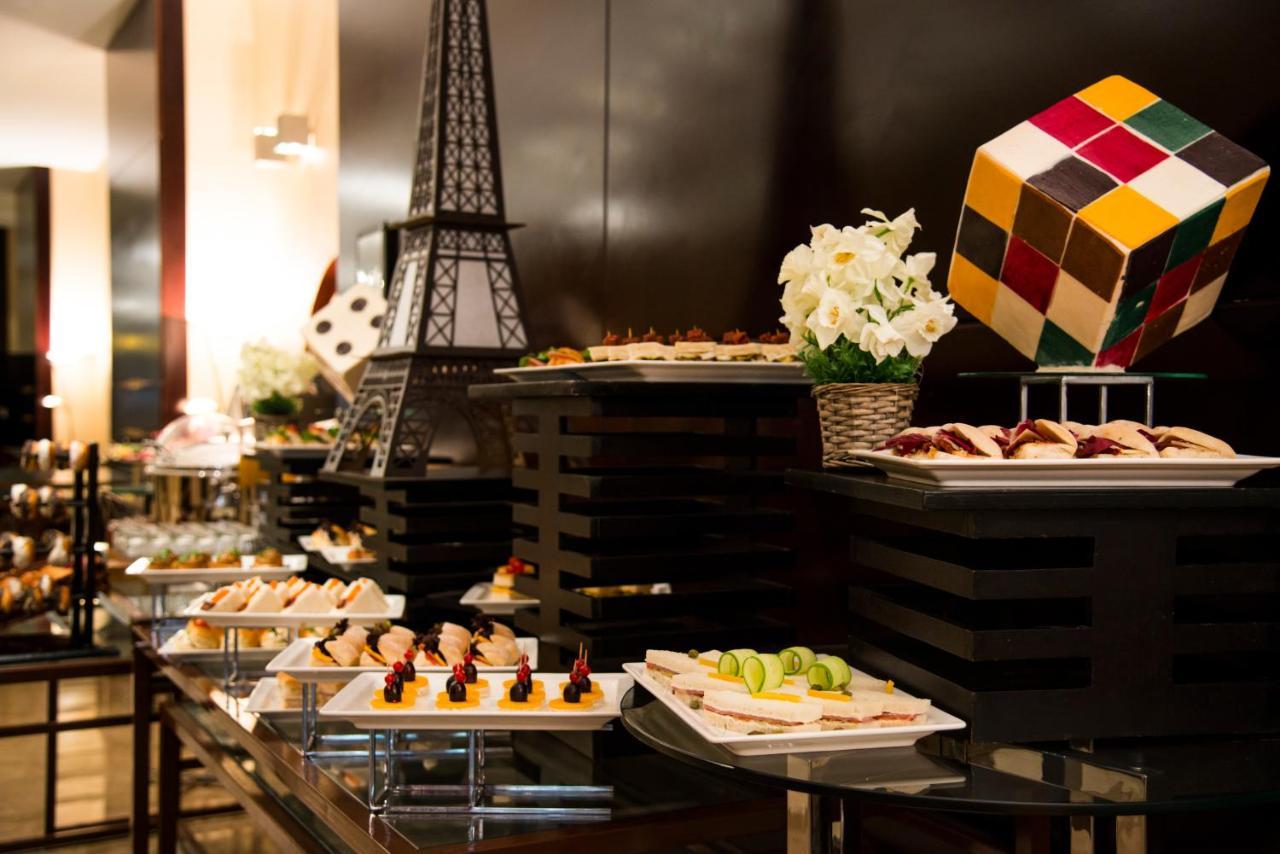 City Seasons Hotel & Suites Маскат Экстерьер фото